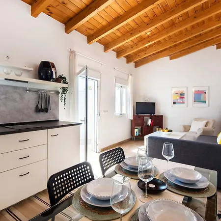 House-style With Private Garden Next To Torremolinos Beaches דירה *